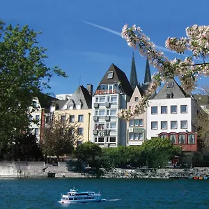 Roemerhafen Hotel