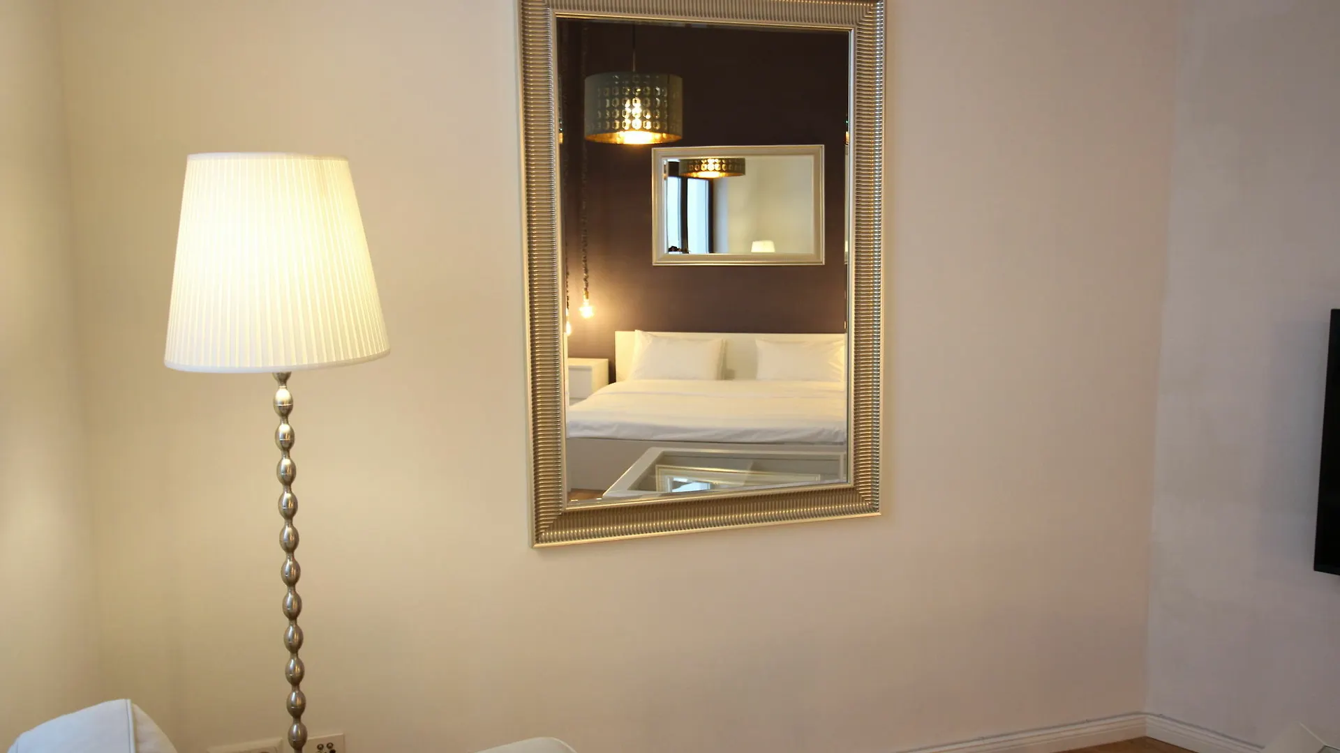 Premium Apartment In The Heart Of Cologne Germany